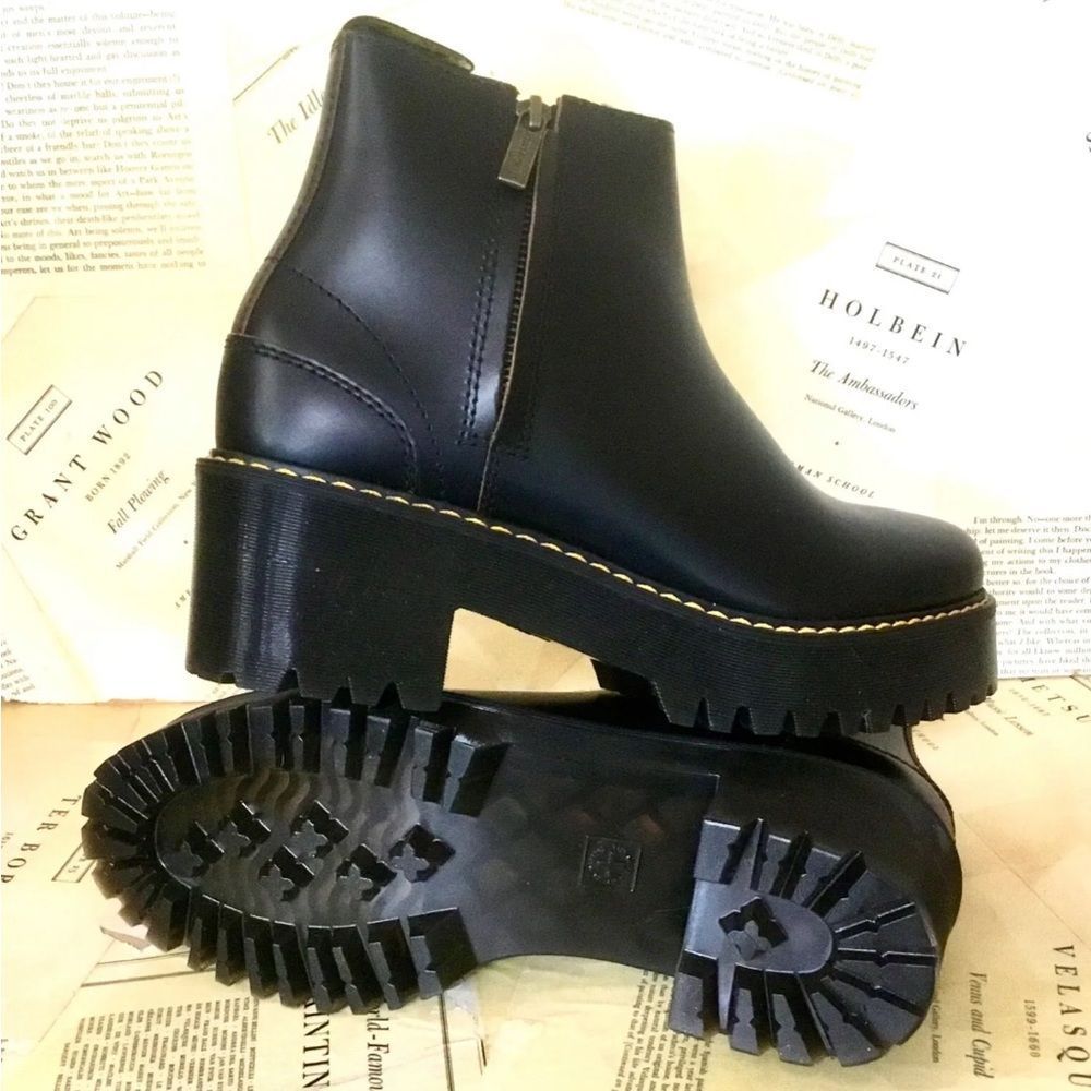 Free People Dr Martens Rometty 11 Smooth Boot Platform Black Leather - Picture 6 of 8